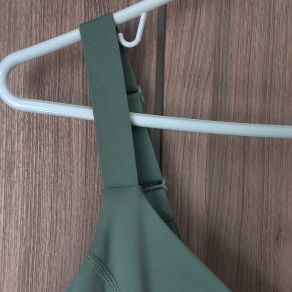 Blogilates Run Romance Dress - Green M NWT - Picture 5 of 7